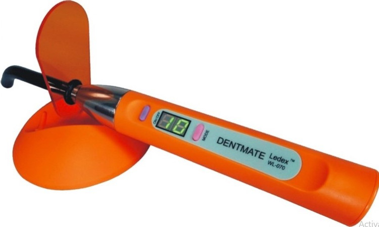 لایت کیور دندانپزشکی برند DENTMATE کره